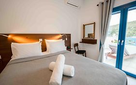 Heliades Suites